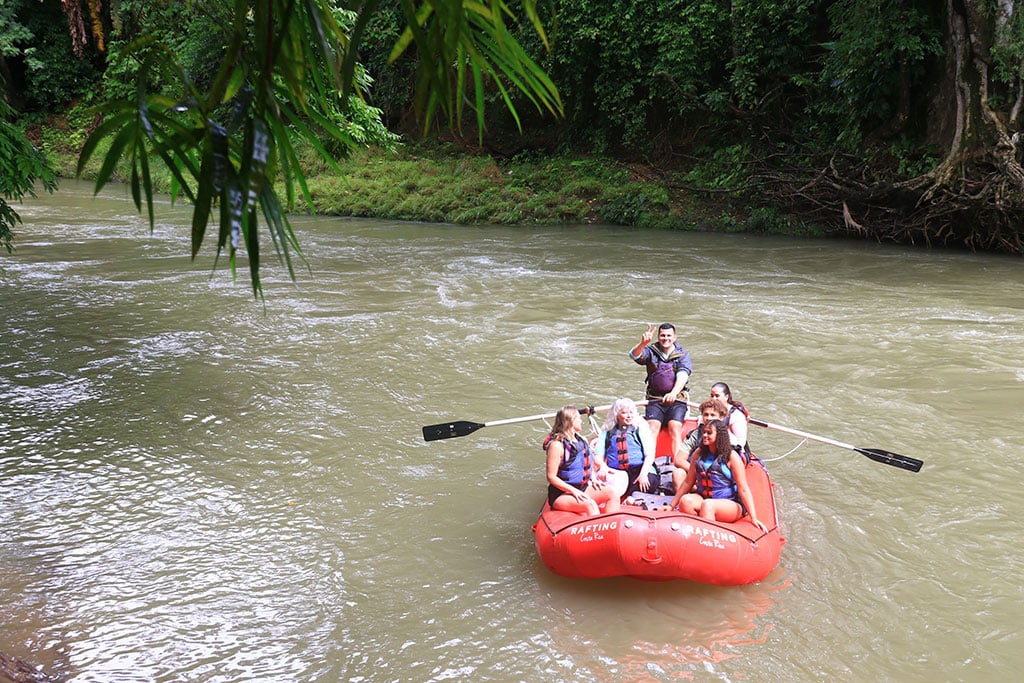 Twilight Nature Safari Float Peñas Blancas River – Afternoon Half-Day